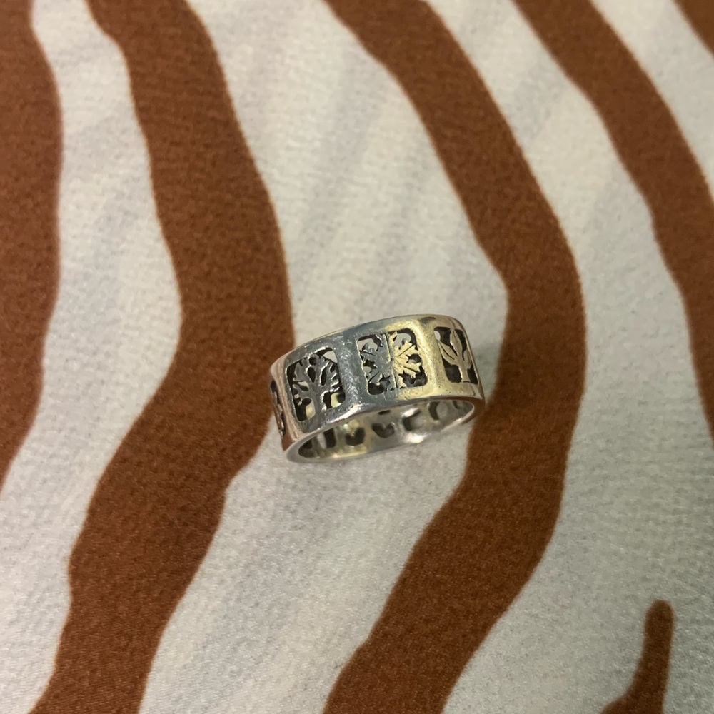 Four seasons James Avery ring